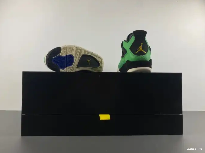 One Kick 4 Retro(Special Jordan Box) Air AJ4-965234 0529